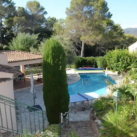 De Charme Avec Piscine Sur La Colline De Valescure Βίλα