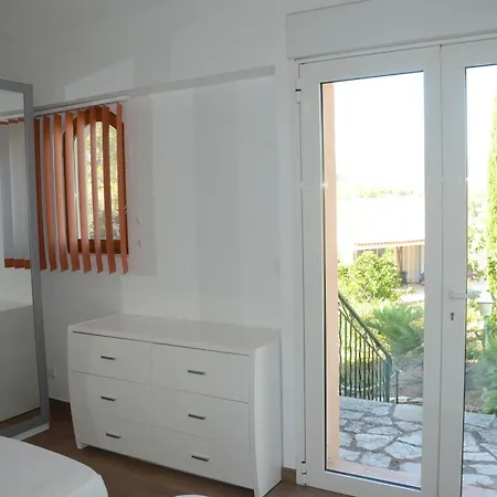 De Charme Avec Piscine Sur La Colline De Valescure