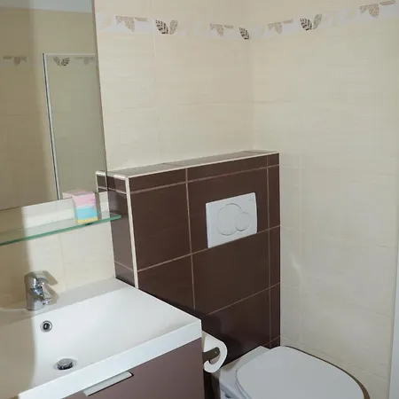 Villa De Charme Avec Piscine Sur La Colline De Valescure