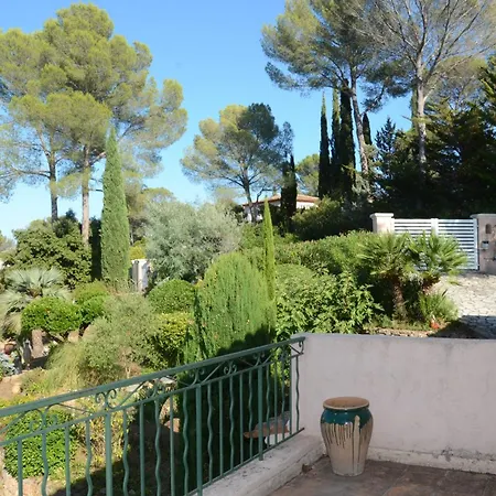 Villa De Charme Avec Piscine Sur La Colline De Valescure