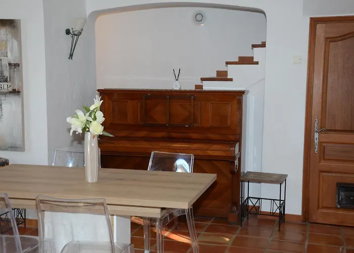 Vila De Charme Avec Piscine Sur La Colline De Valescure *